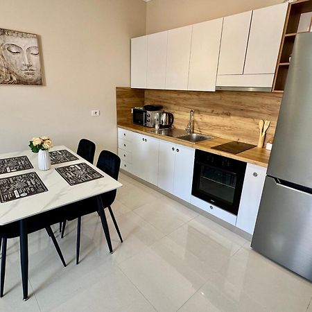 New Bazaar Cozy Apartment 2 Dajti View ติรานา ภายนอก รูปภาพ