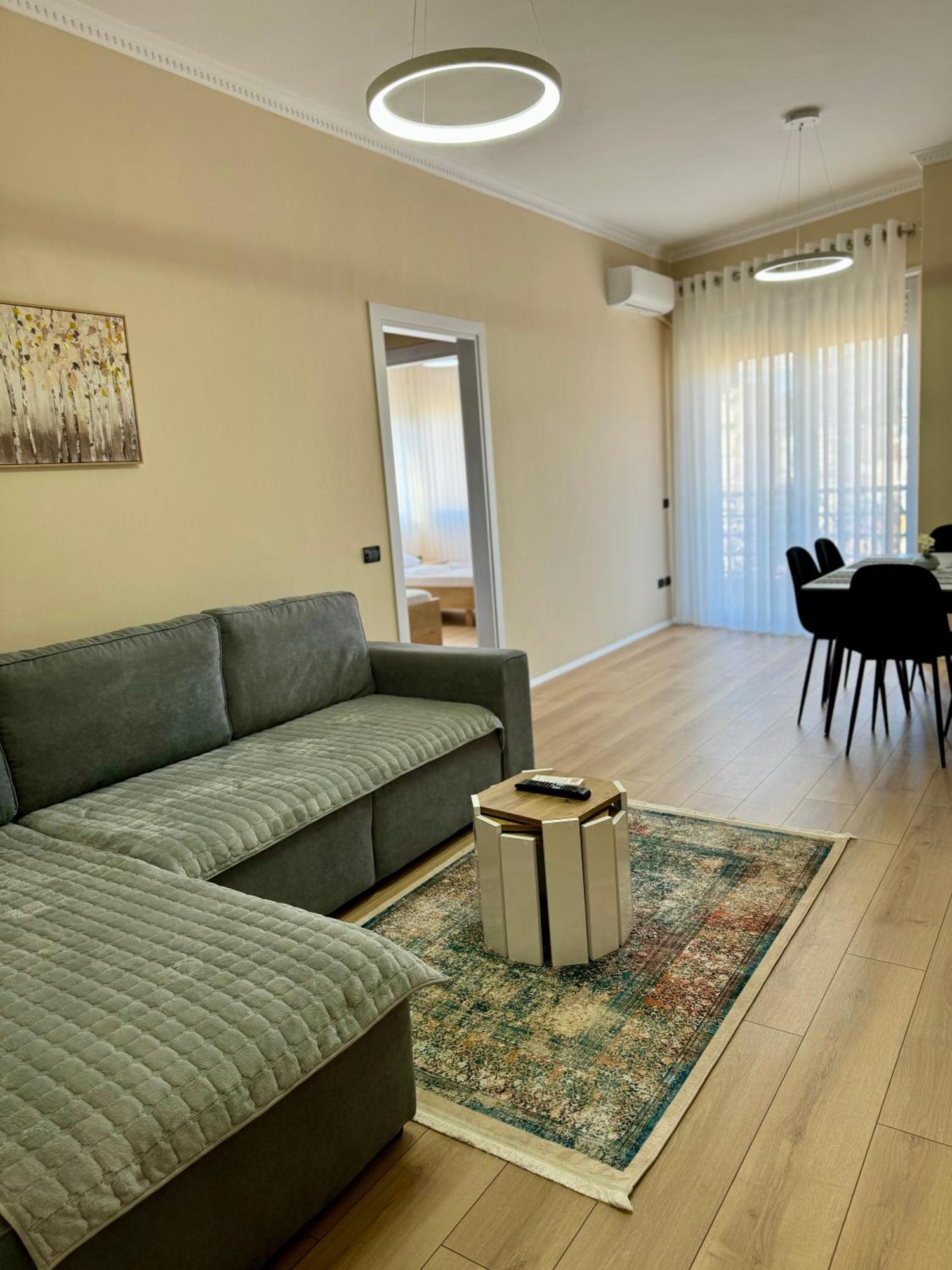 New Bazaar Cozy Apartment 2 Dajti View ติรานา ภายนอก รูปภาพ