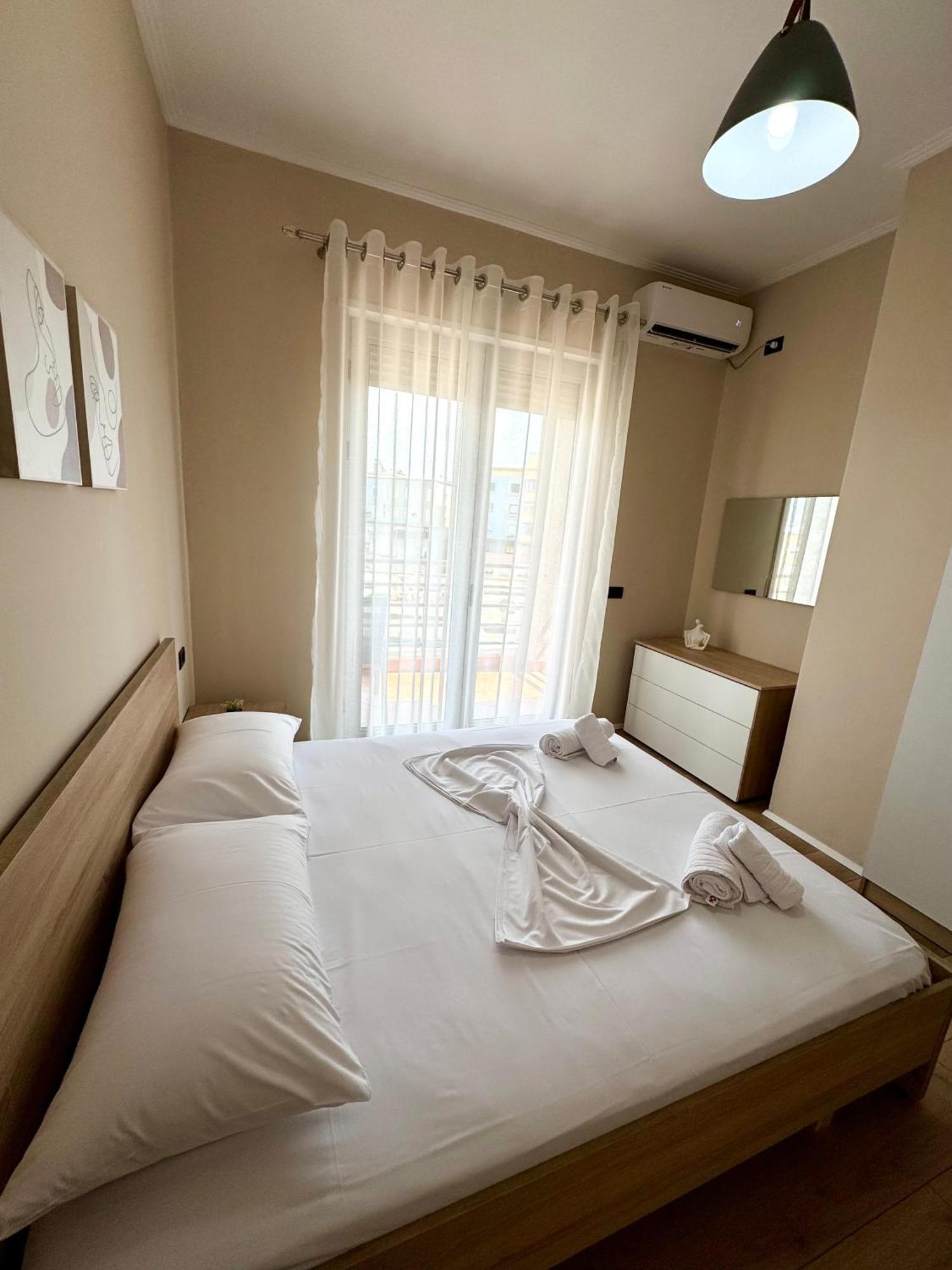 New Bazaar Cozy Apartment 2 Dajti View ติรานา ภายนอก รูปภาพ