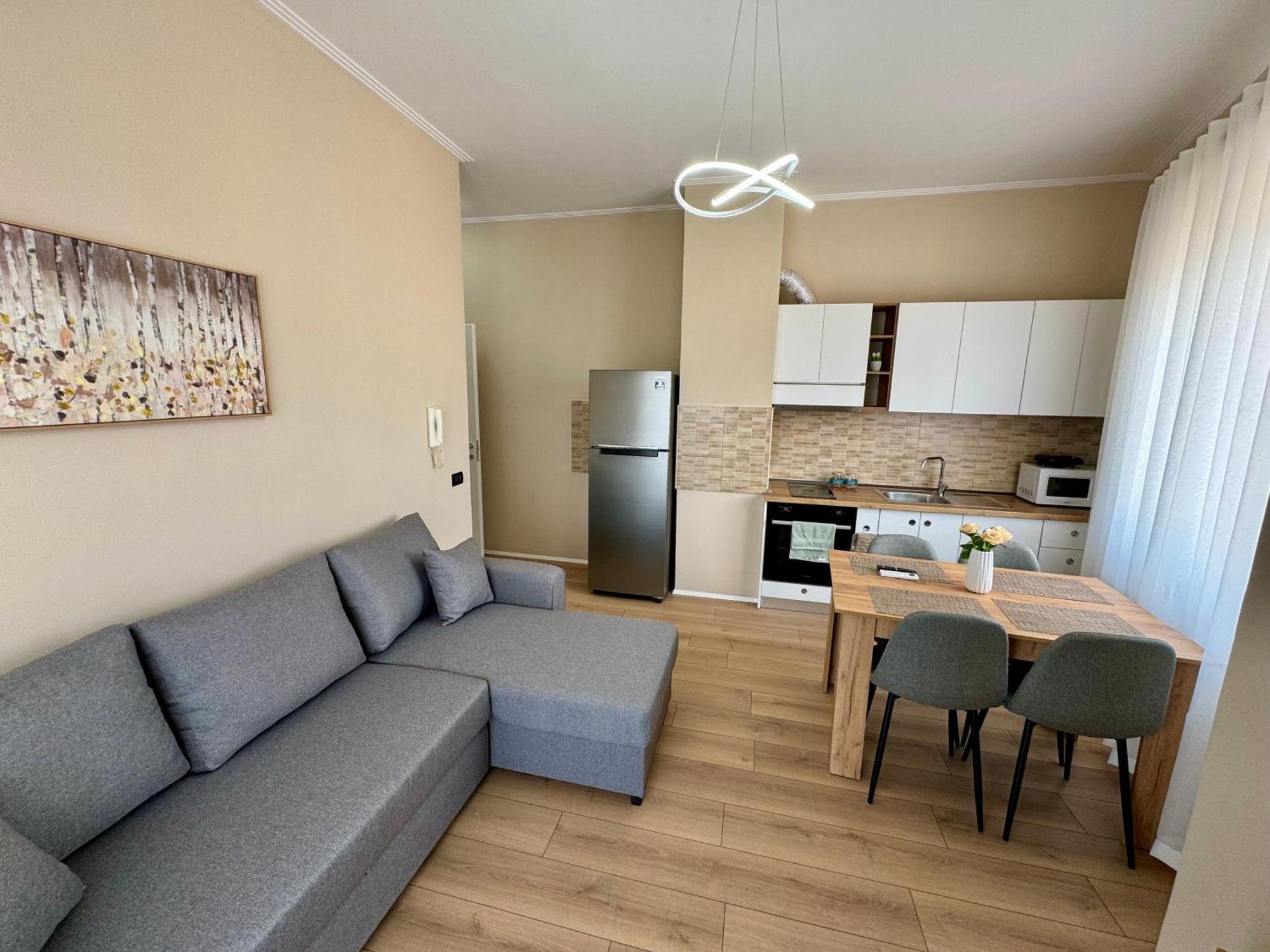 New Bazaar Cozy Apartment 2 Dajti View ติรานา ภายนอก รูปภาพ