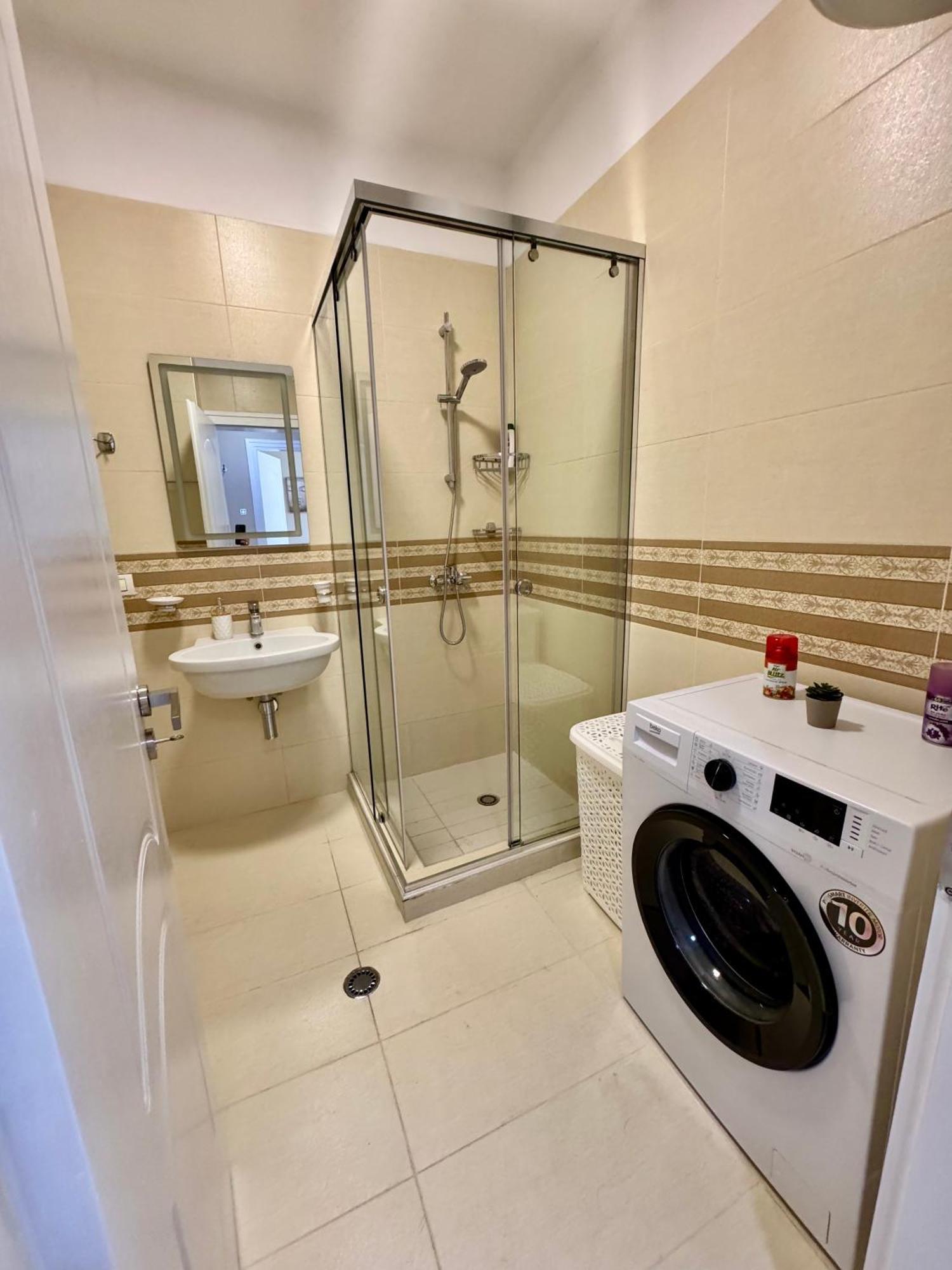 New Bazaar Cozy Apartment 2 Dajti View ติรานา ภายนอก รูปภาพ