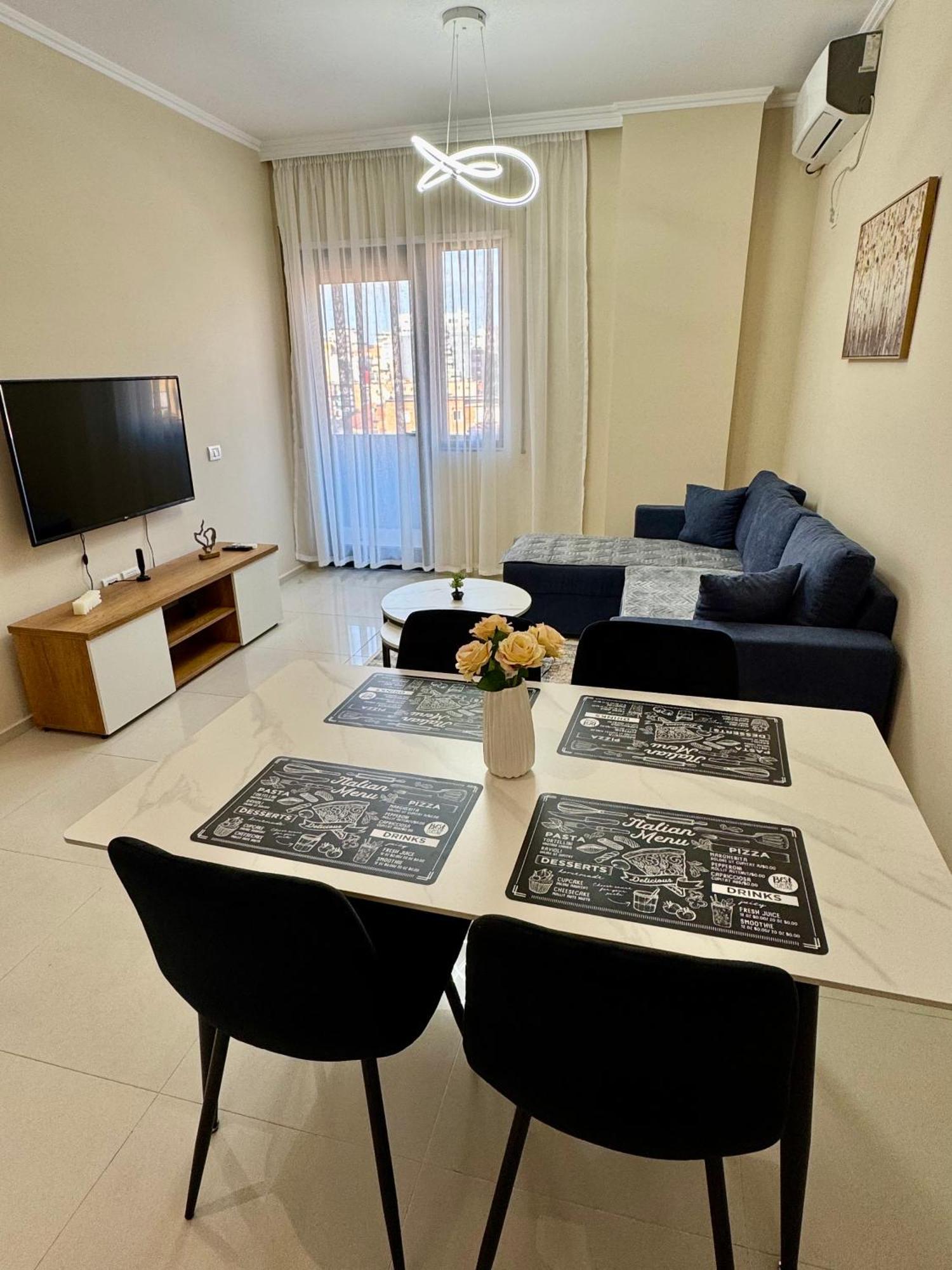 New Bazaar Cozy Apartment 2 Dajti View ติรานา ภายนอก รูปภาพ